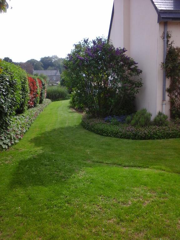 Au Jardin D'Eden Hotel Poilley  Kültér fotó